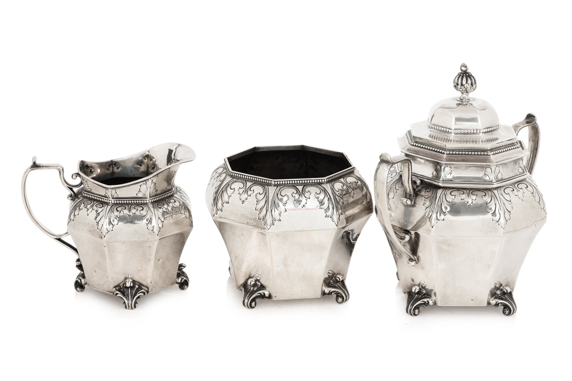 AN AMERICAN STERLING SILVER TEA AND COFFEE SERVICE BY GORHAM