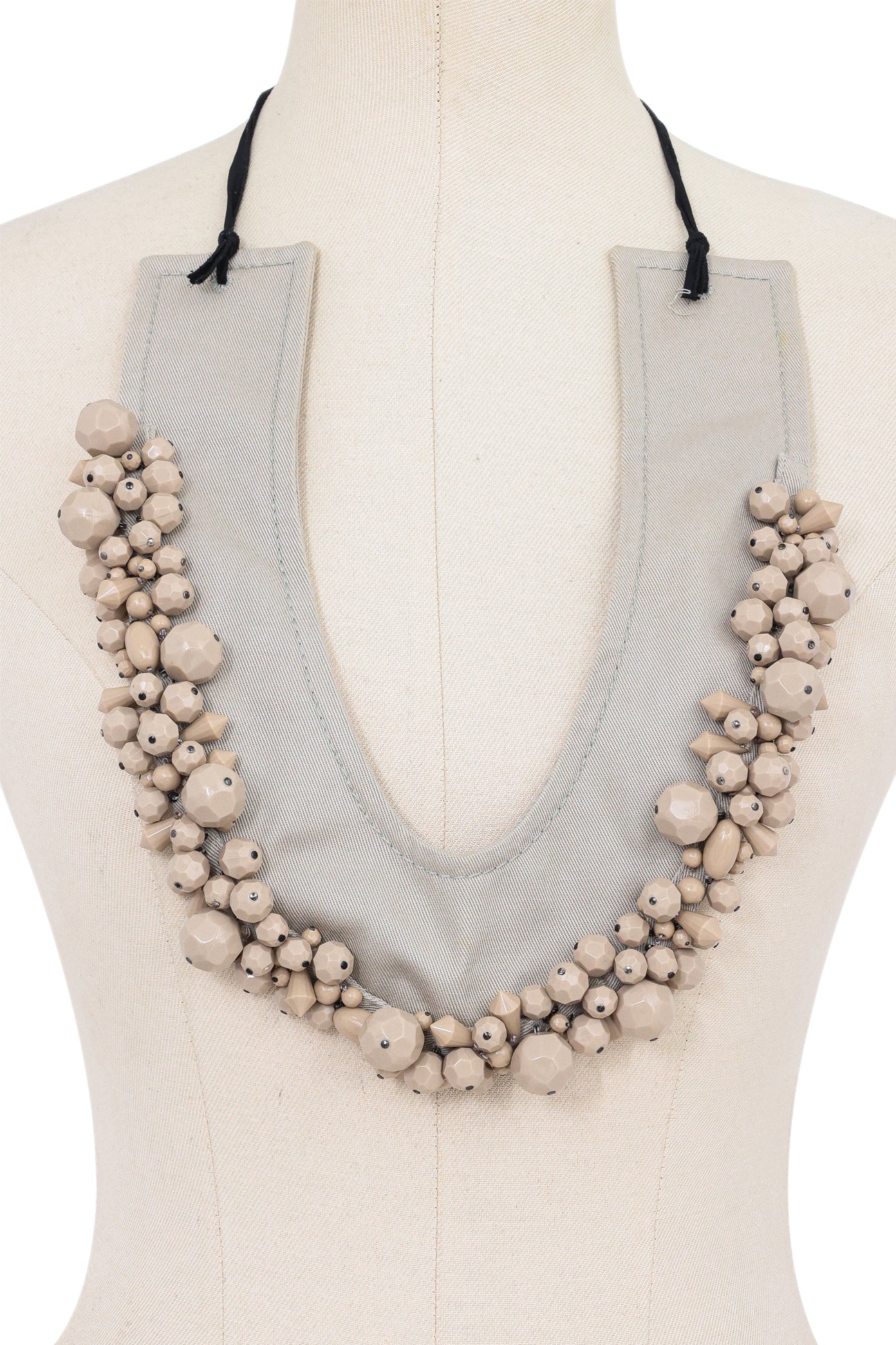 PRADA - A STATEMENT NECKLACE