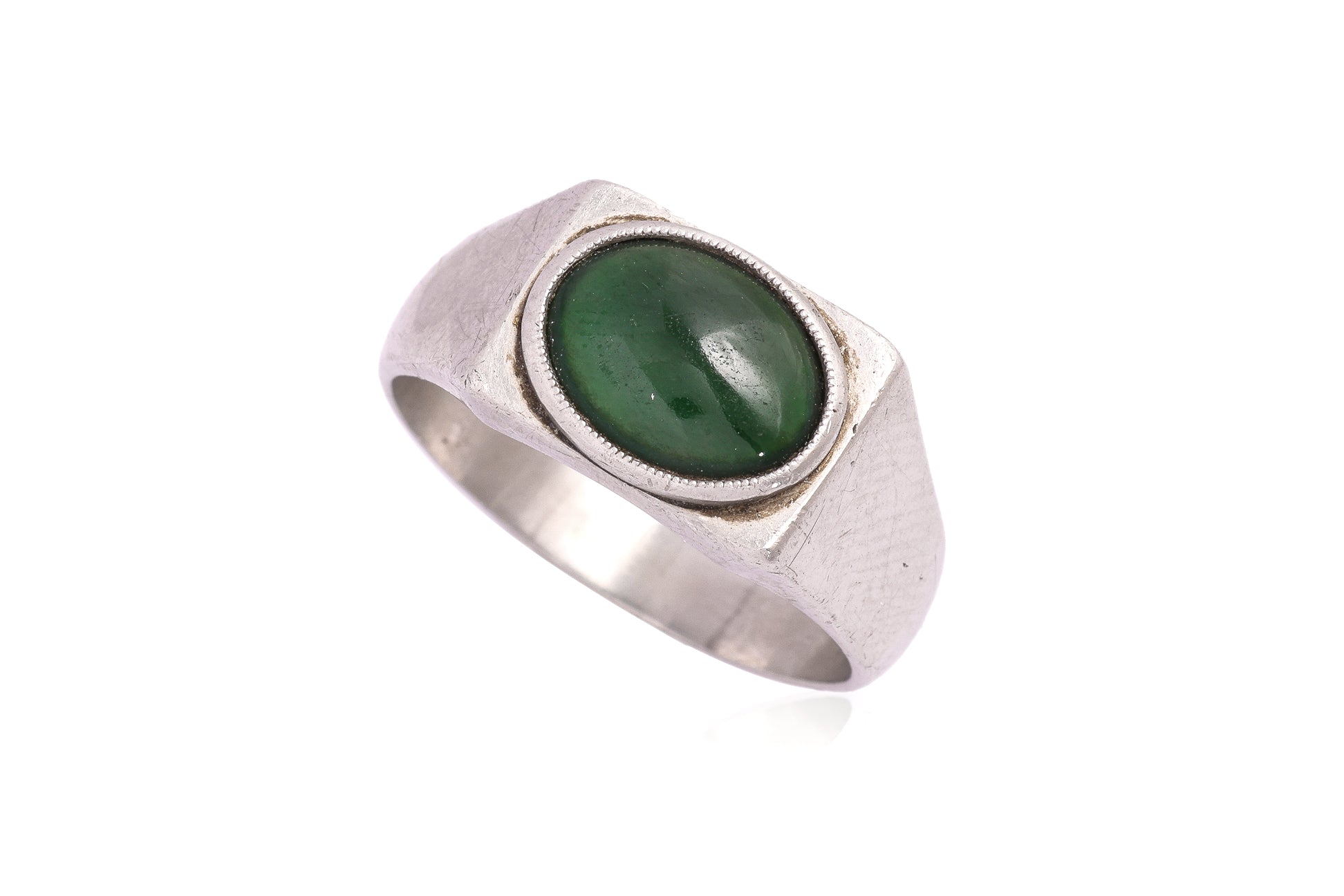 A JADE SIGNET RING