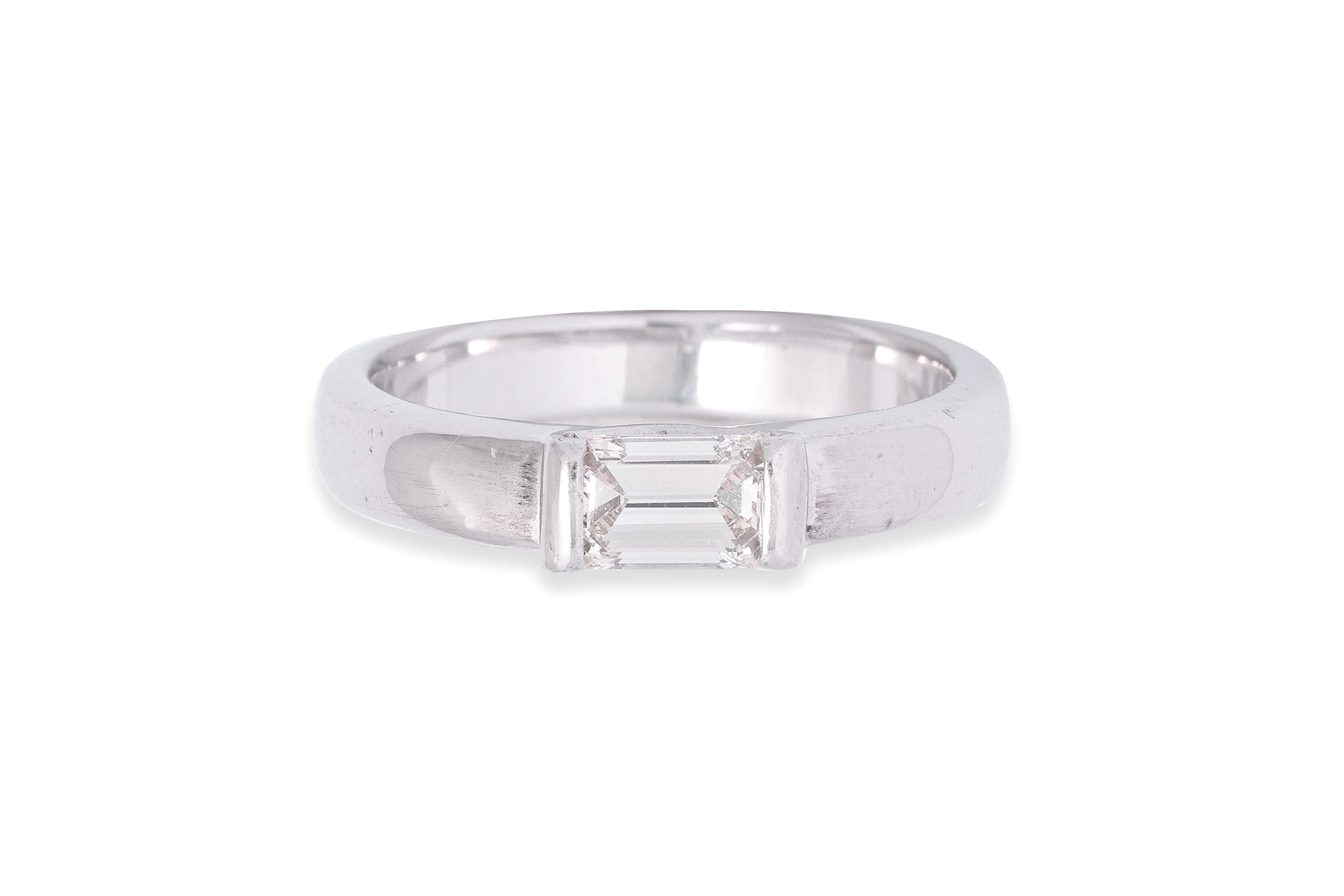 A DIAMOND RING BY TASAKI