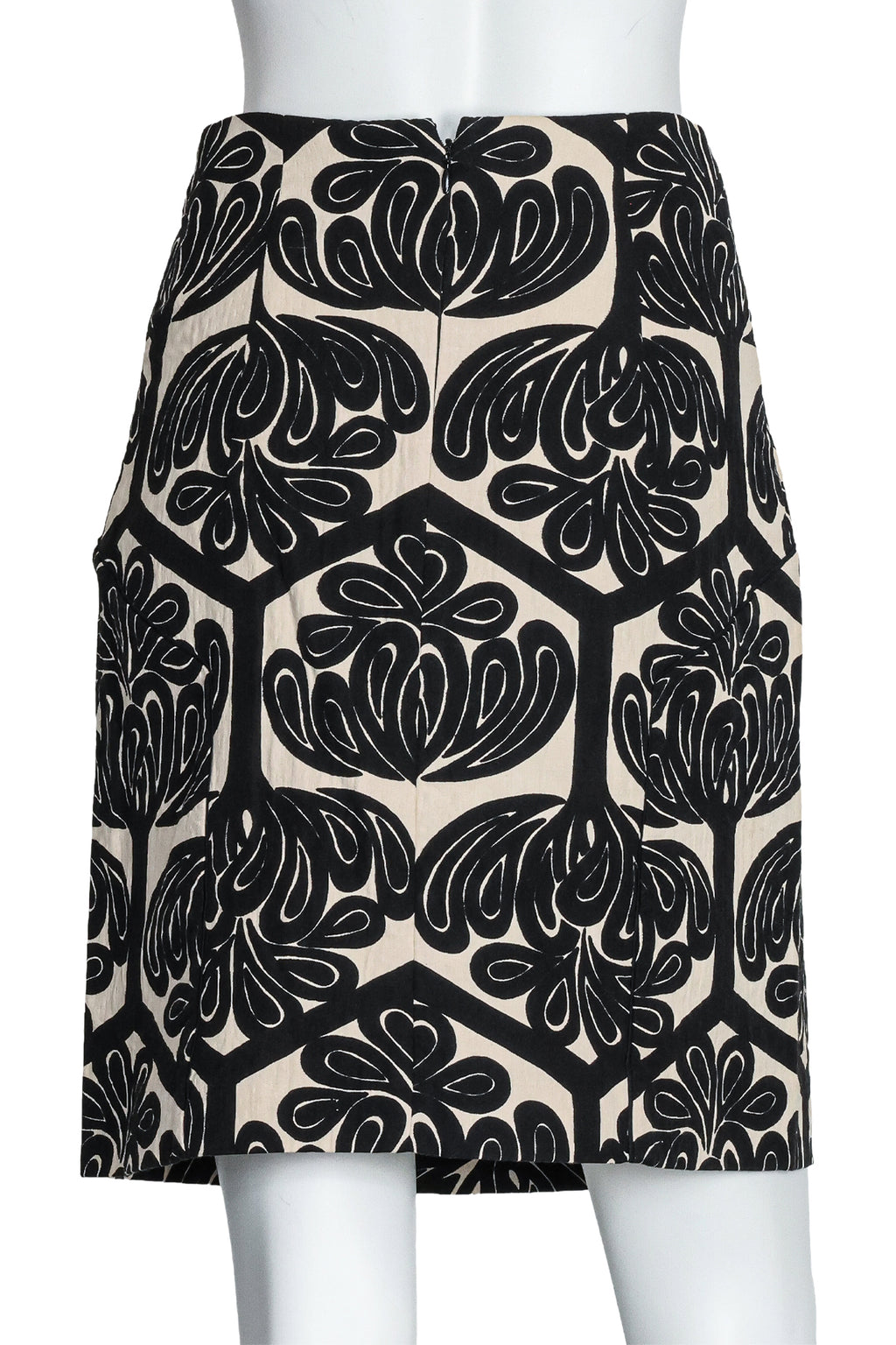 MARNI - A MONOCHROME SKIRT, WINTER EDITION 2011