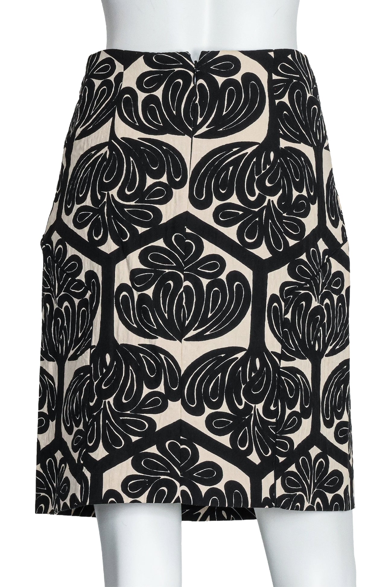 MARNI - A MONOCHROME SKIRT, WINTER EDITION 2011
