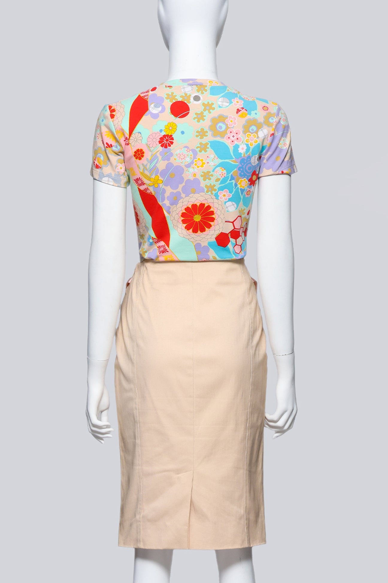 JOHN GALLIANO - A FLORAL SHIRT AND BEIGE SKIRT ENSEMBLE