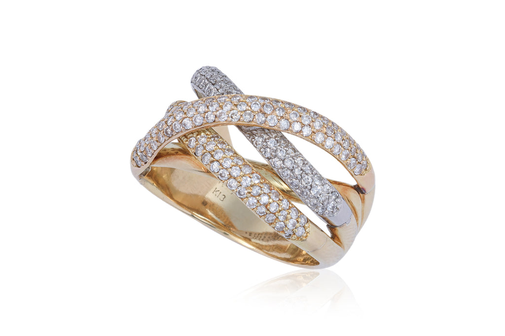 A TRI-COLOUR DIAMOND PAVE RING