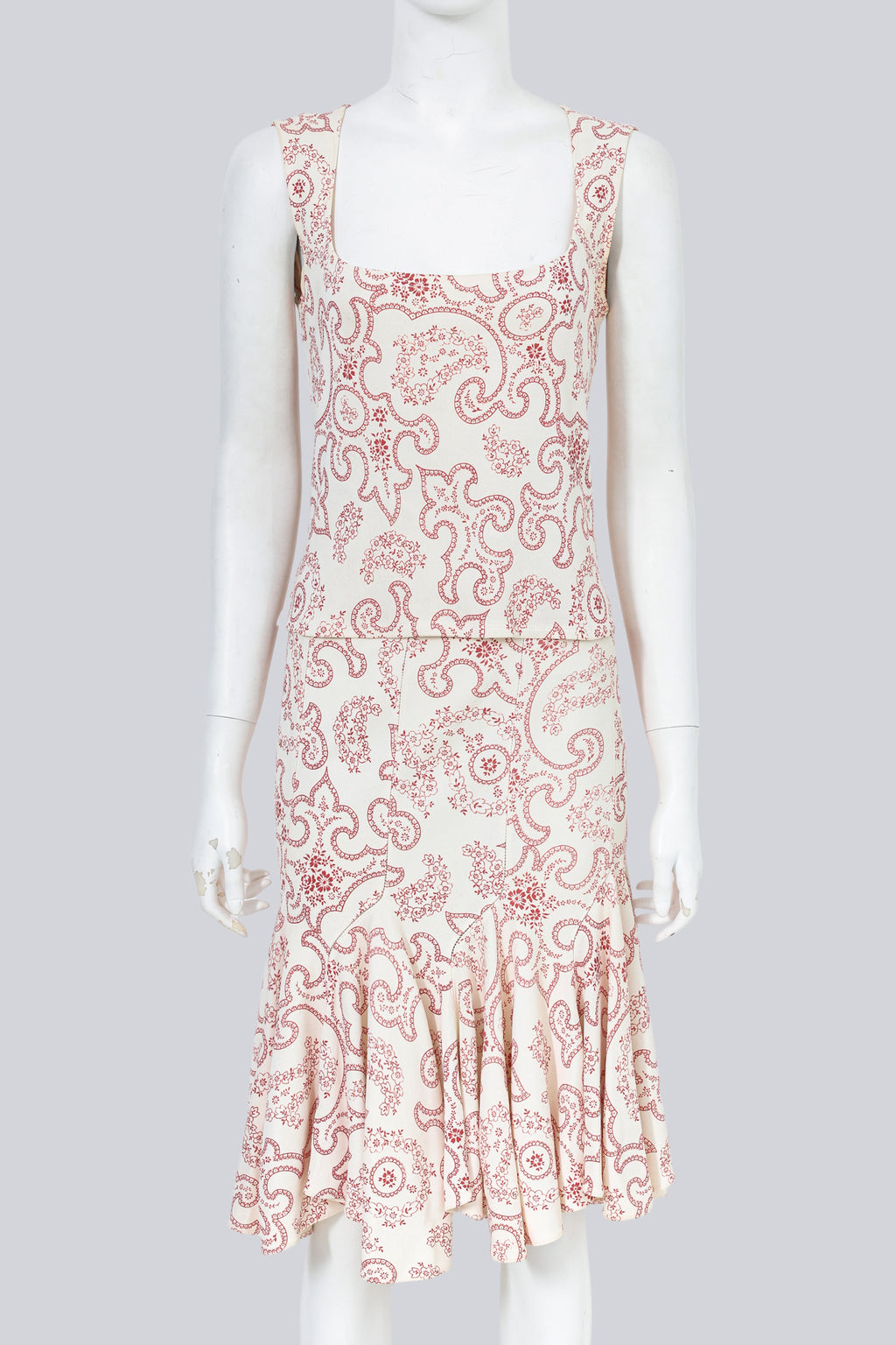 ALAIA - A RED AND WHITE PAISLEY SET