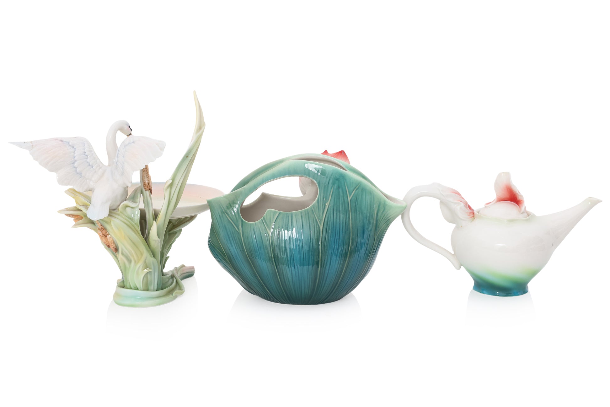 A GROUP OF FOUR FRANZ PORCELAIN ITEMS