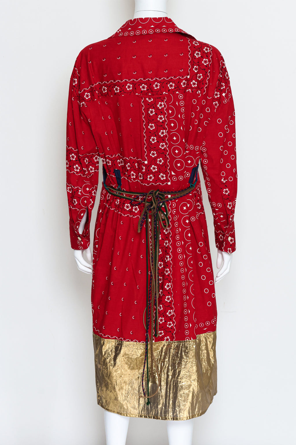KOLOR - A RED BANDANA STYLE PRINTED DRESS WITH GOLD BOTTOM AND MULTI-ROPE BELT
