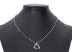A SAPPHIRE AND DIAMOND NECKLACE