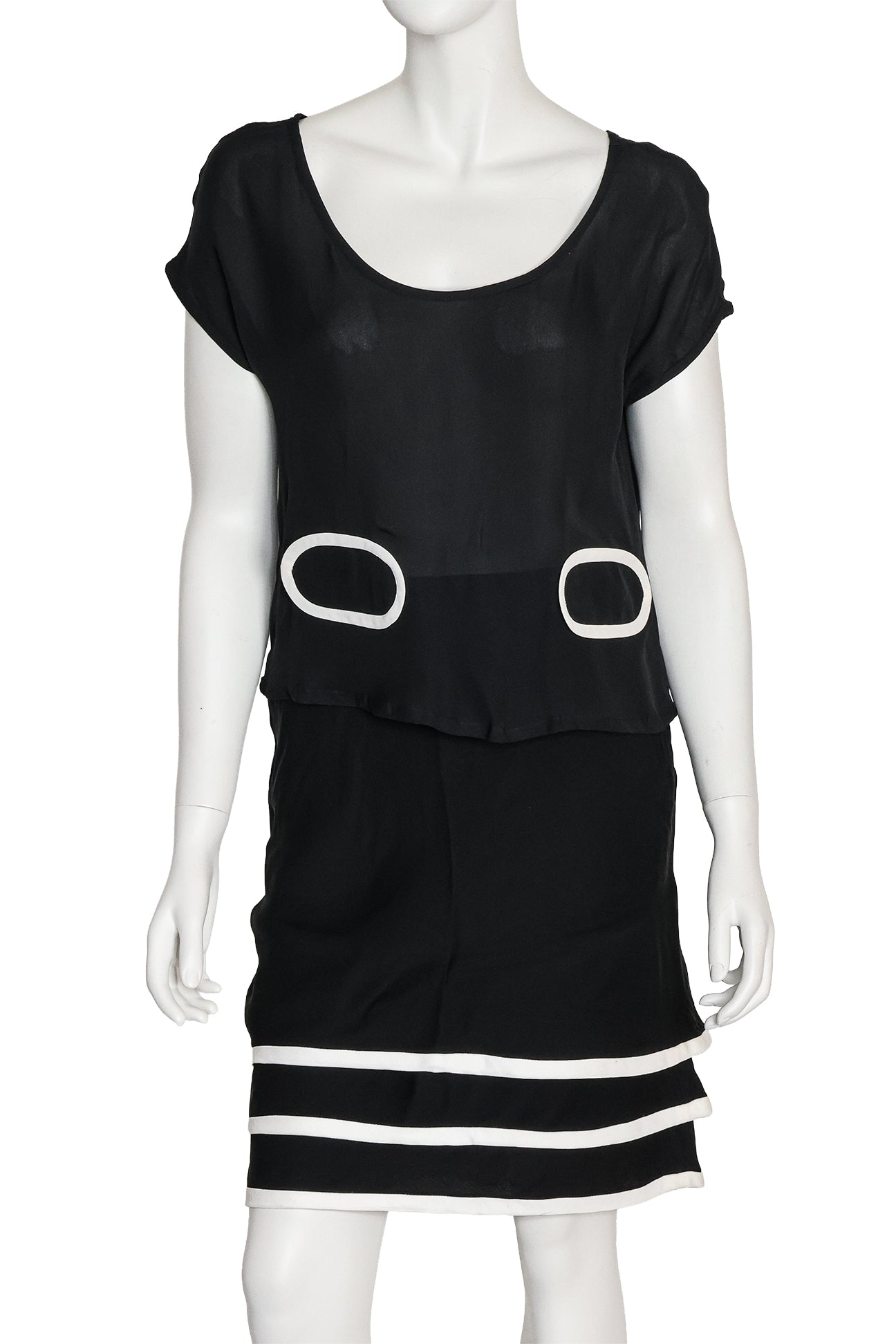 EMPORIO ARMANI - A BLACK SILK TOP AND VISCOSE SKIRT SET WITH WHITE CONTRAST PIPING