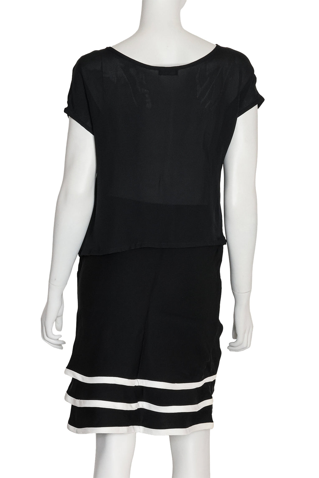 EMPORIO ARMANI - A BLACK SILK TOP AND VISCOSE SKIRT SET WITH WHITE CONTRAST PIPING
