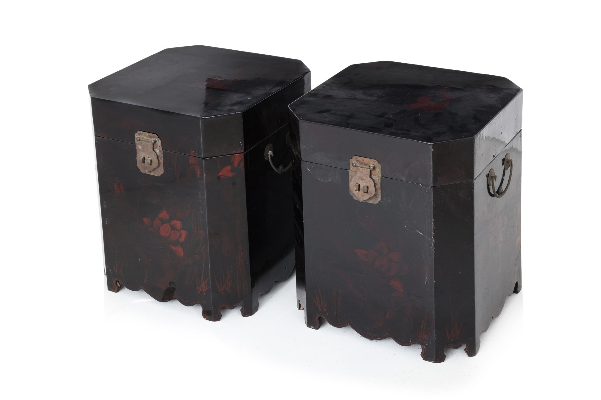 A PAIR OF BLACK LACQUERED OCTAGONAL WOODEN CHESTS
