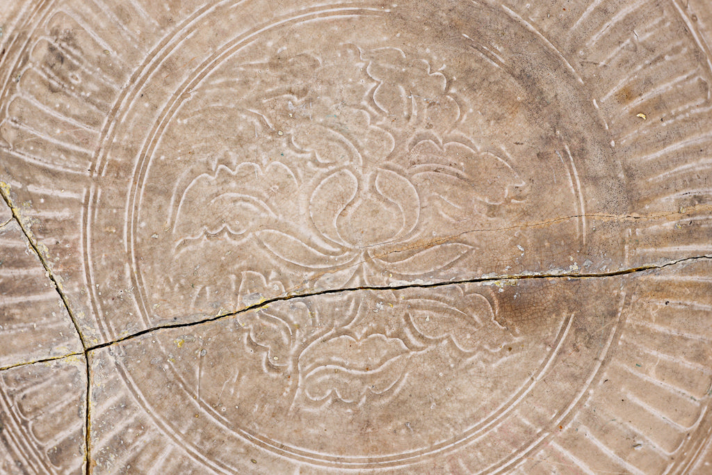 A LARGE VIETNAMESE CARVED AND FLUTED DISH