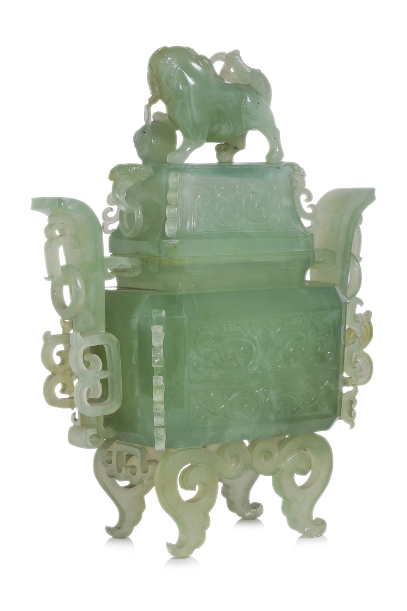 A LARGE SERPENTINE JADE ARCHAISTIC CENSER AND COVER