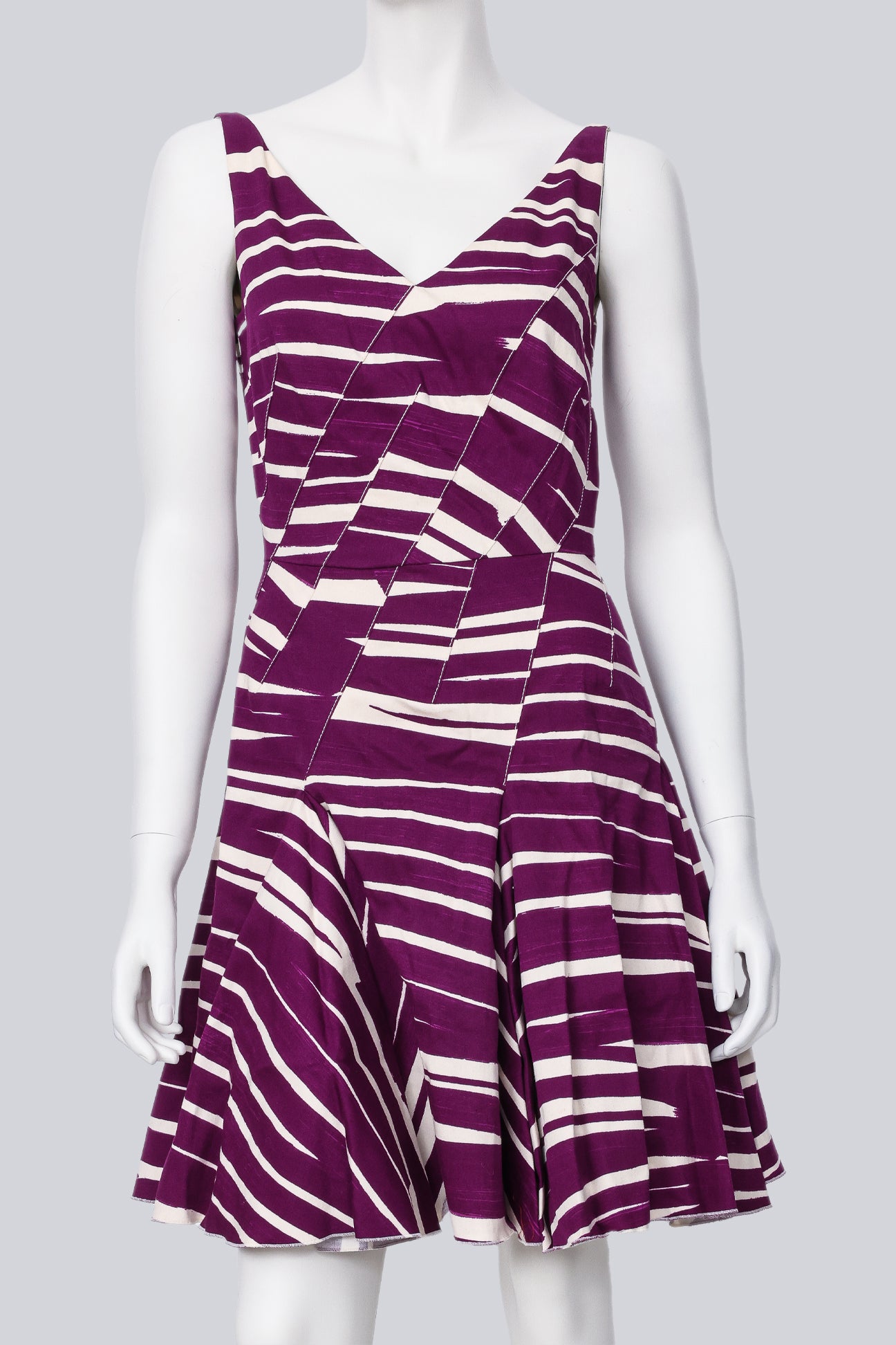 OSCAR DE LA RENTA - A PURPLE STRIPED DRESS
