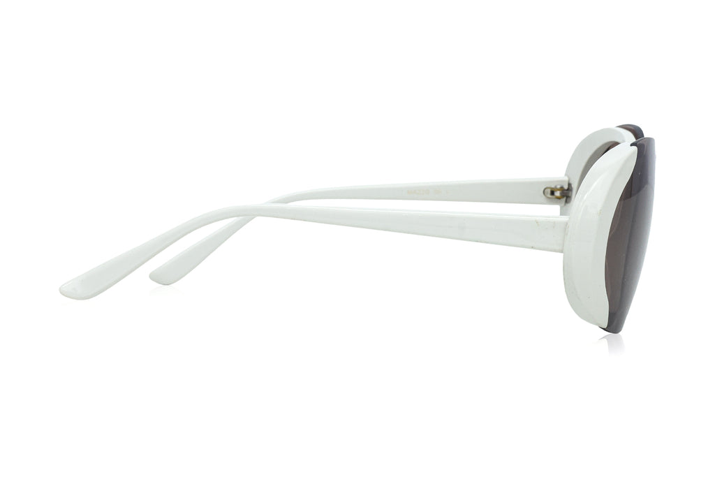 MARNI - A PAIR OF WHITE ROUND SUNGLASSES