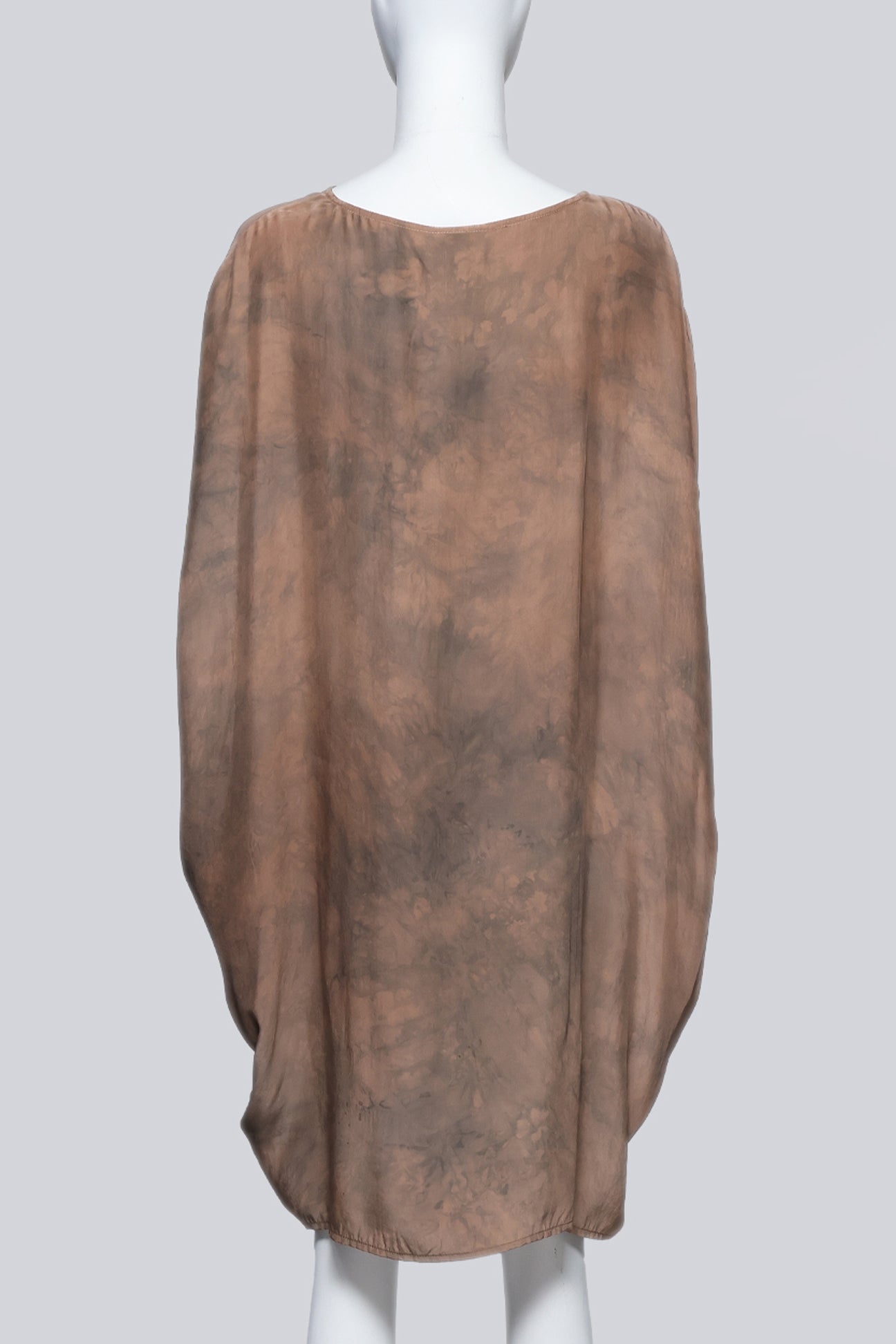 AKIRA - AN OVERSIZED TIE-DYE KAFTAN