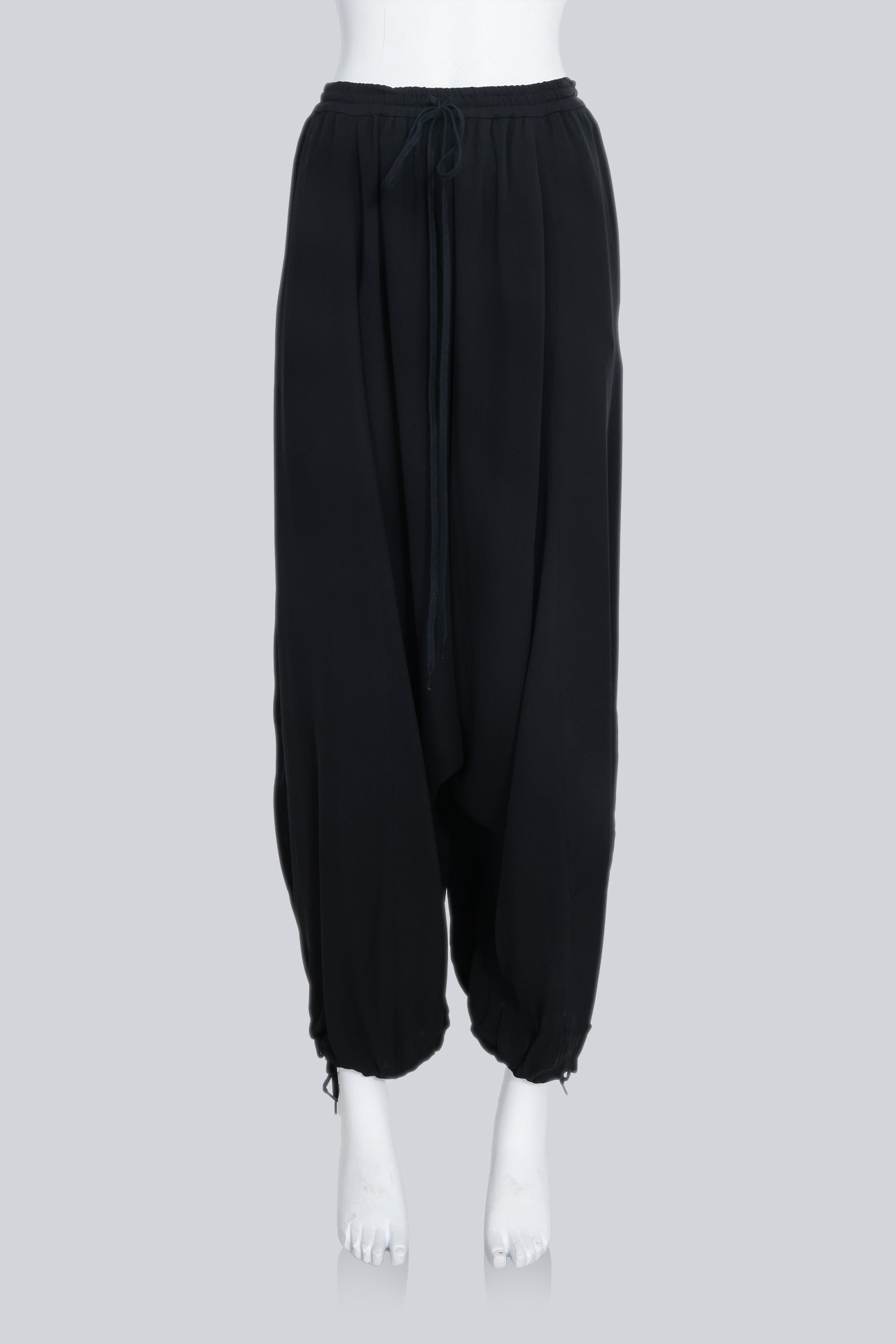 CHLOE - BAGGY BLACK TROUSERS