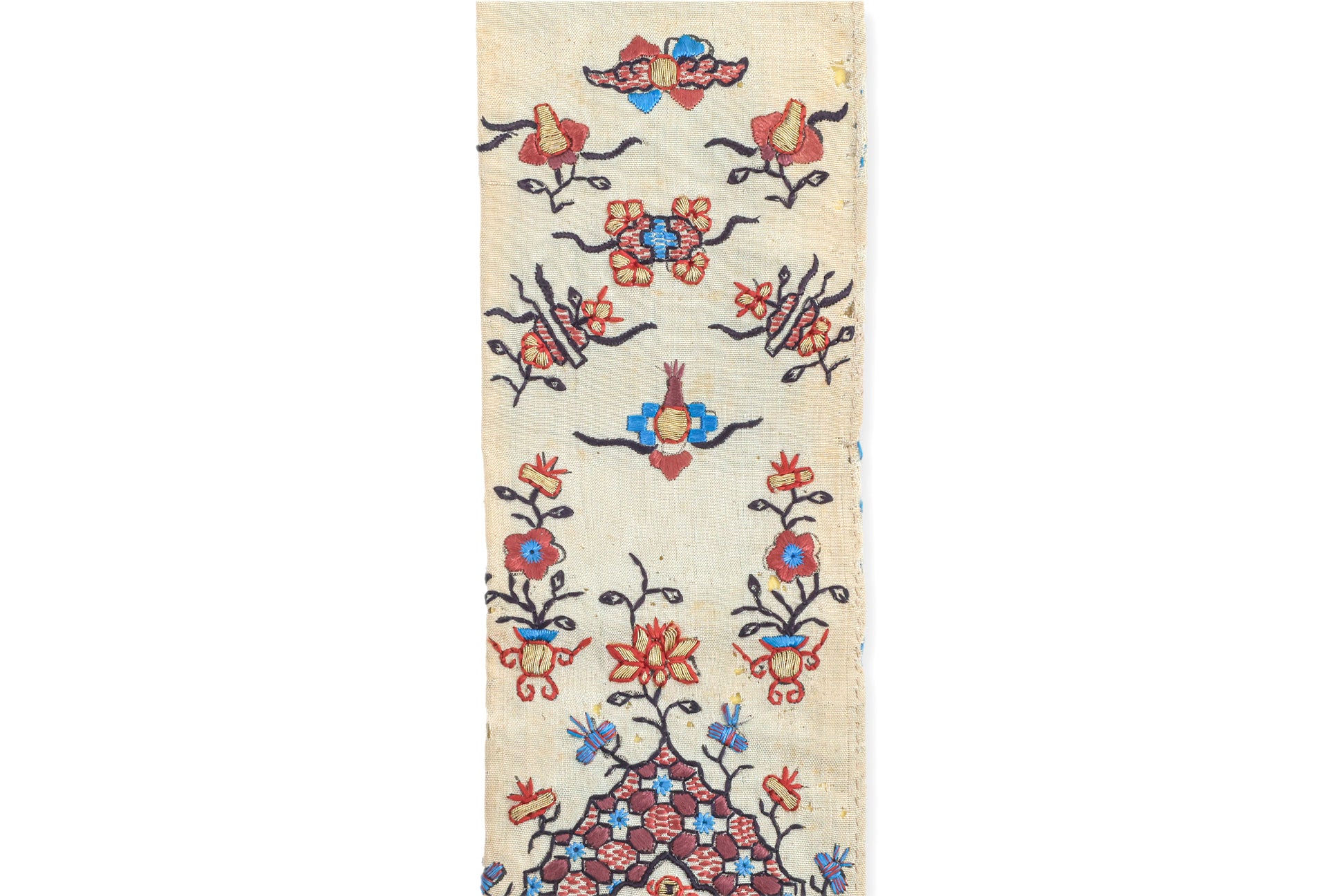 AN EMBROIDERED SILK BED HANGING