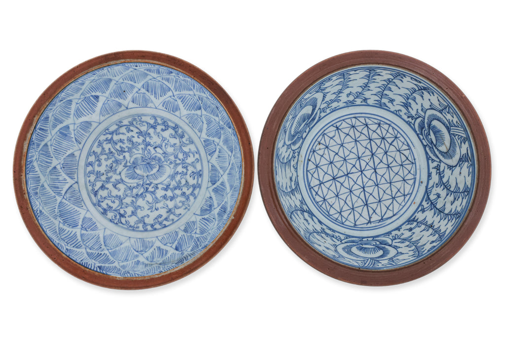 TWO LARGE BLUE AND WHITE 'SWEET PEA' BOWLS