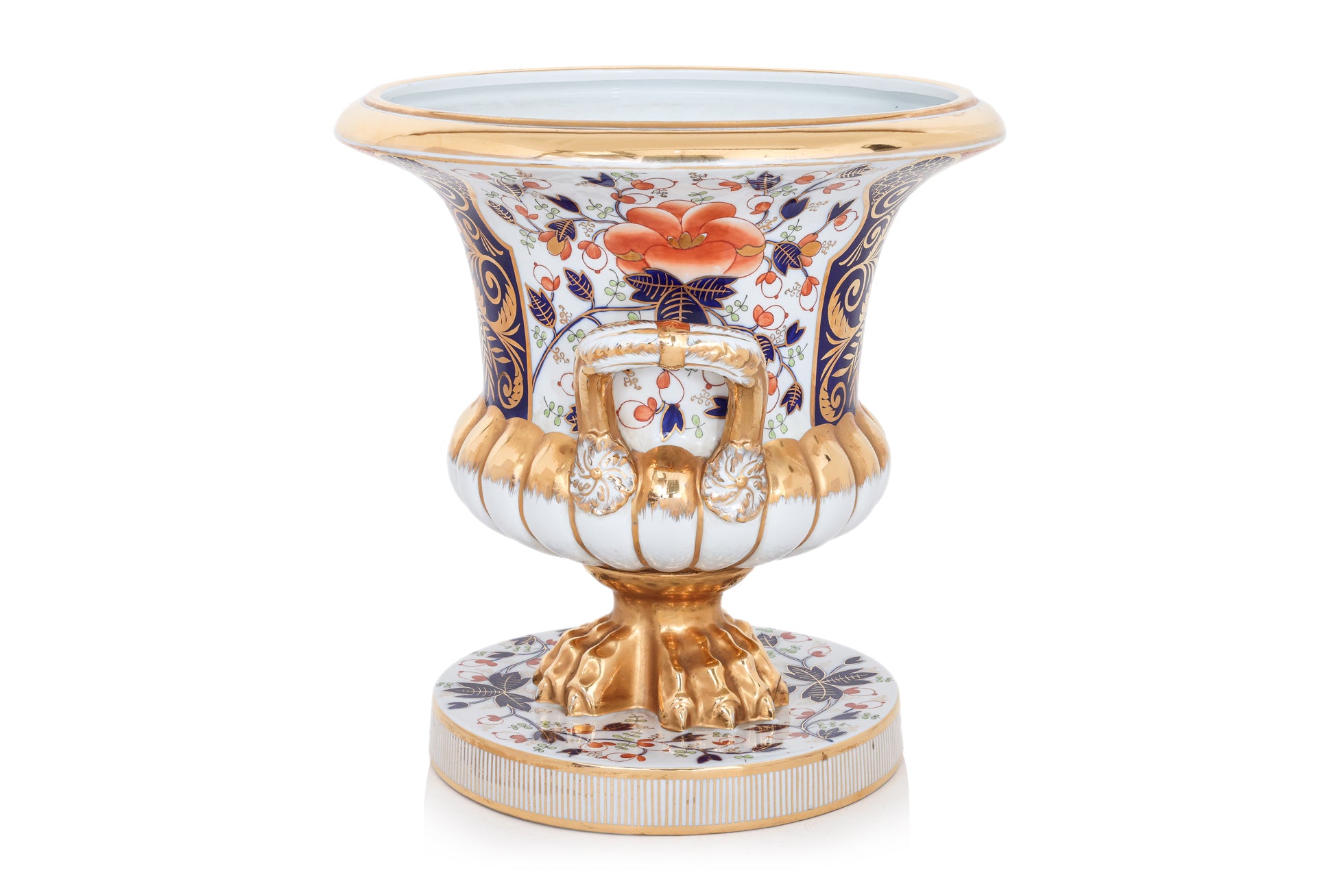 A LARGE IMARI PORCELAIN URN