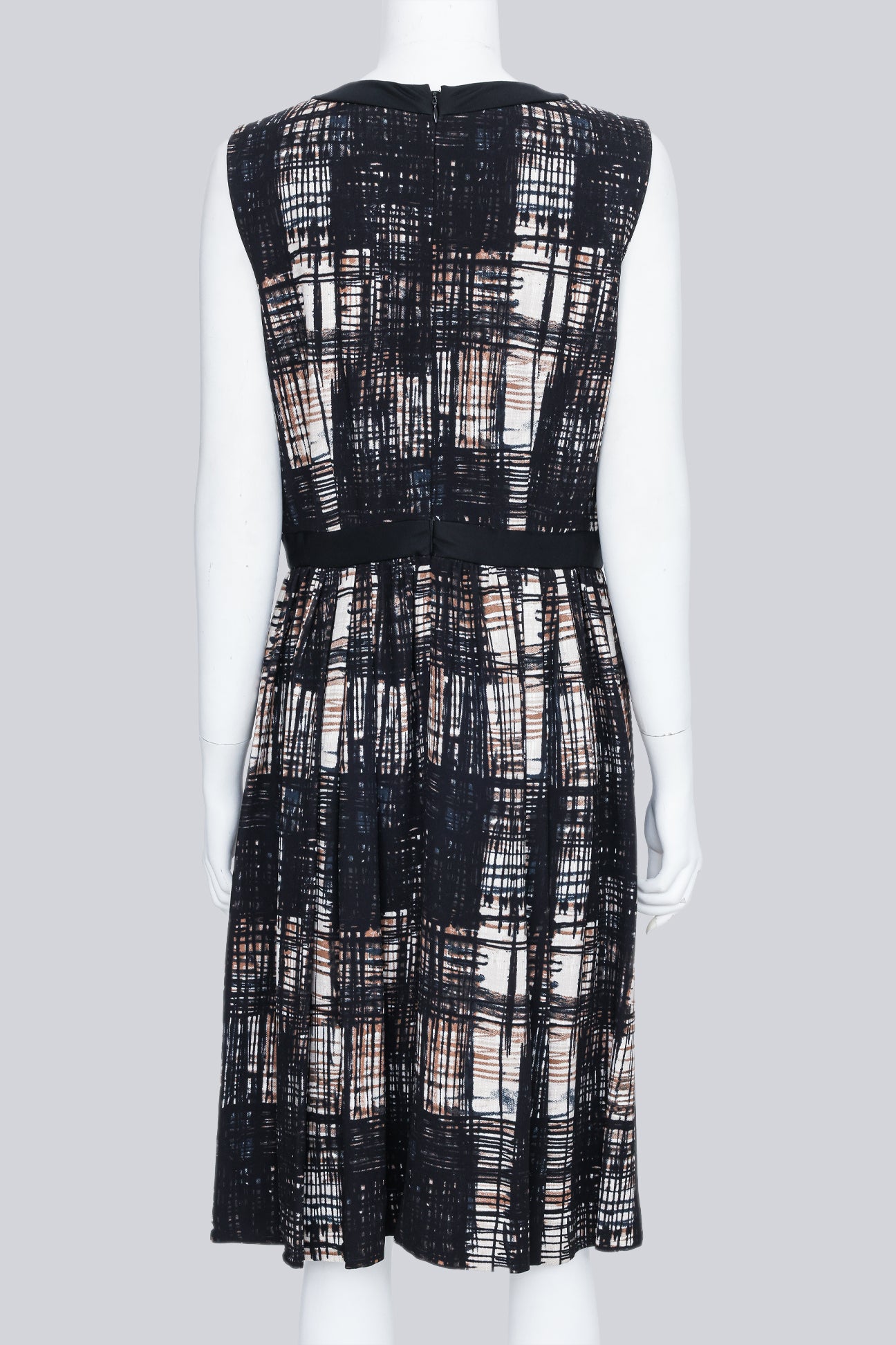 PRADA - A FALL/WINTER 2010 MULTI-COLOURED DRESS WITH LACE DETAILING