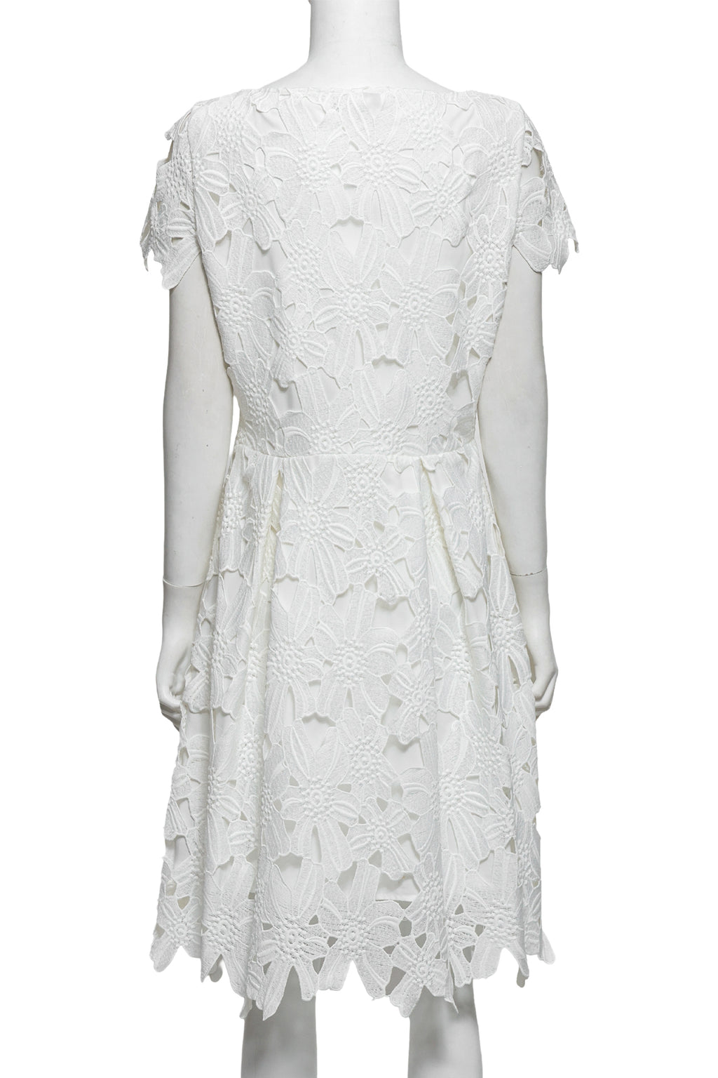 BLUGIRL - A WHITE FLORAL LACE DRESS