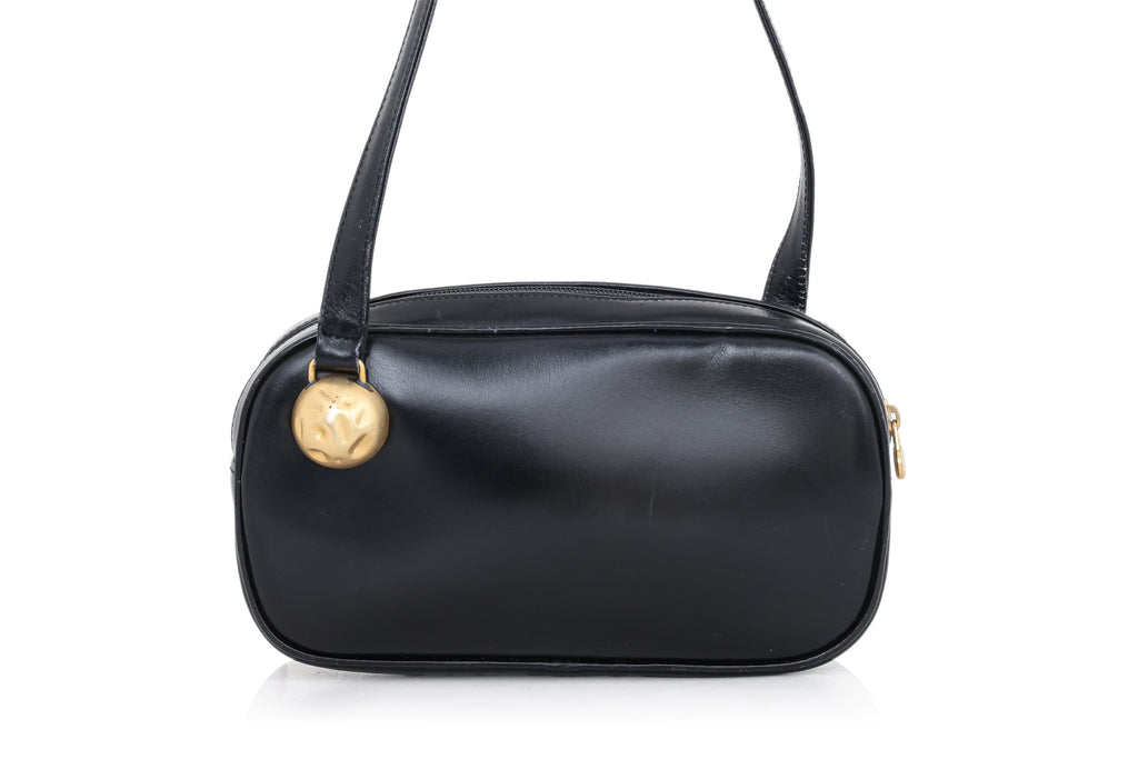 FENDI - A SHOULDER BAG