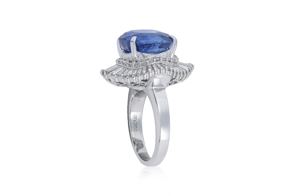 A SAPPHIRE AND DIAMOND 'BALLERINA' RING