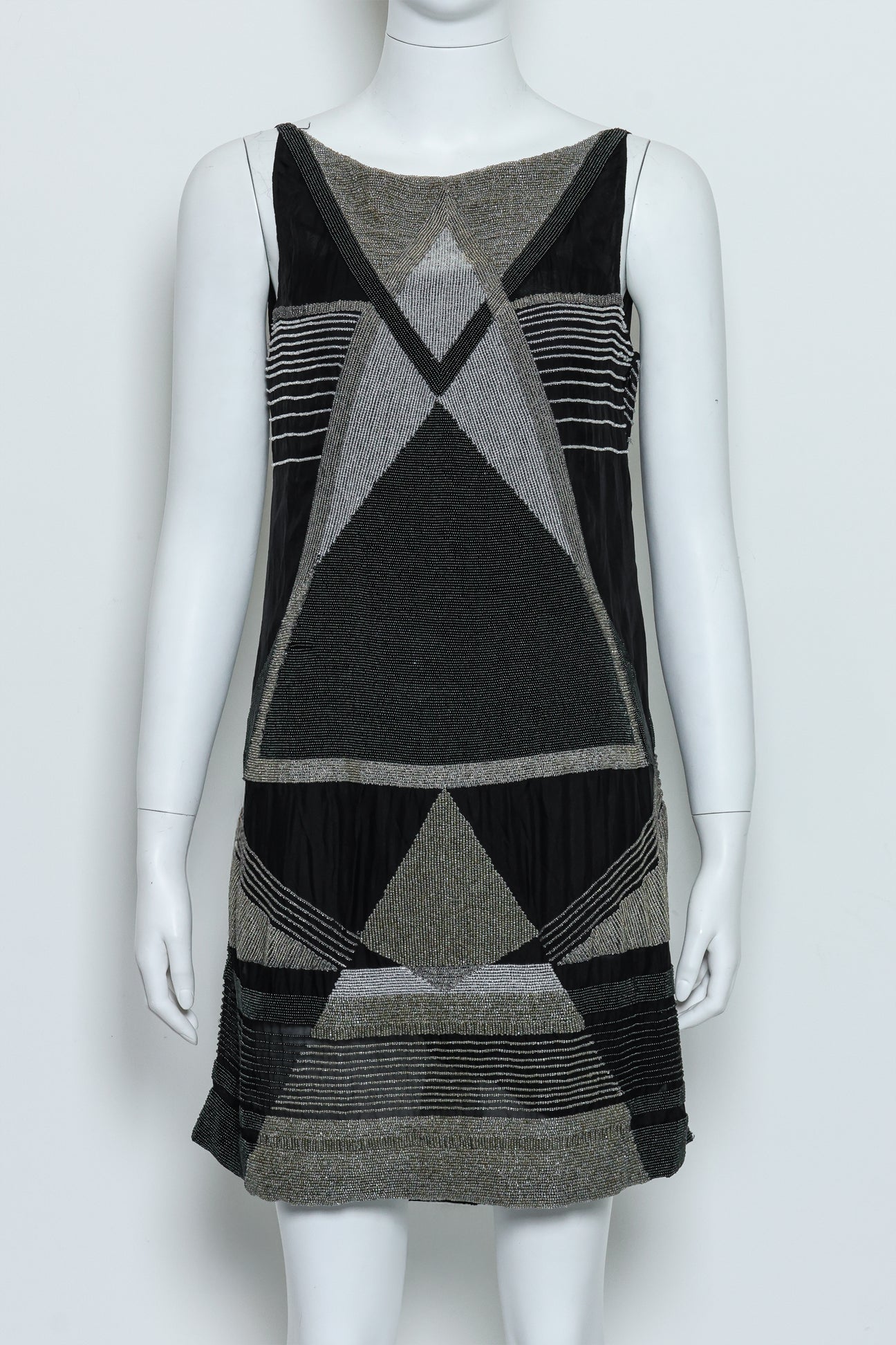 CHRISTIAN WIJNANTS - A BLACK AND SILVER GEOMETRIC BEADED DRESS