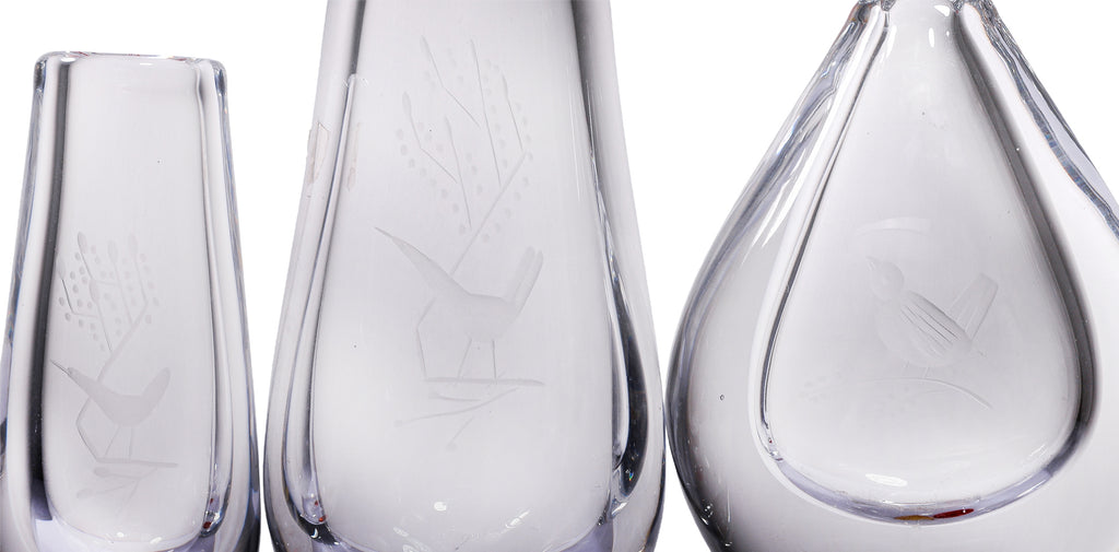 A GROUP OF THREE ORREFORS ETCHED 'BIRD' GLASS VASES