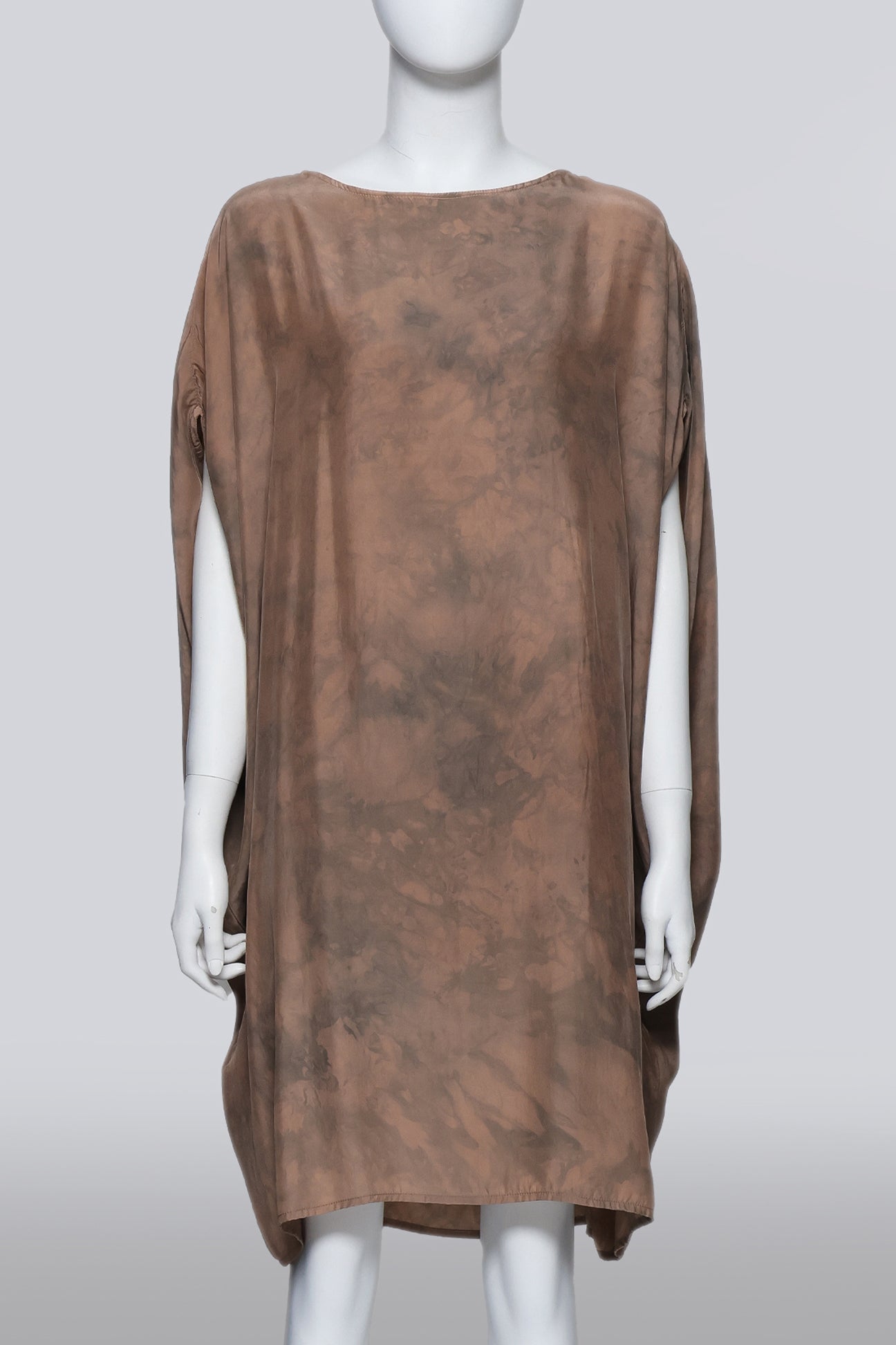 AKIRA - AN OVERSIZED TIE-DYE KAFTAN