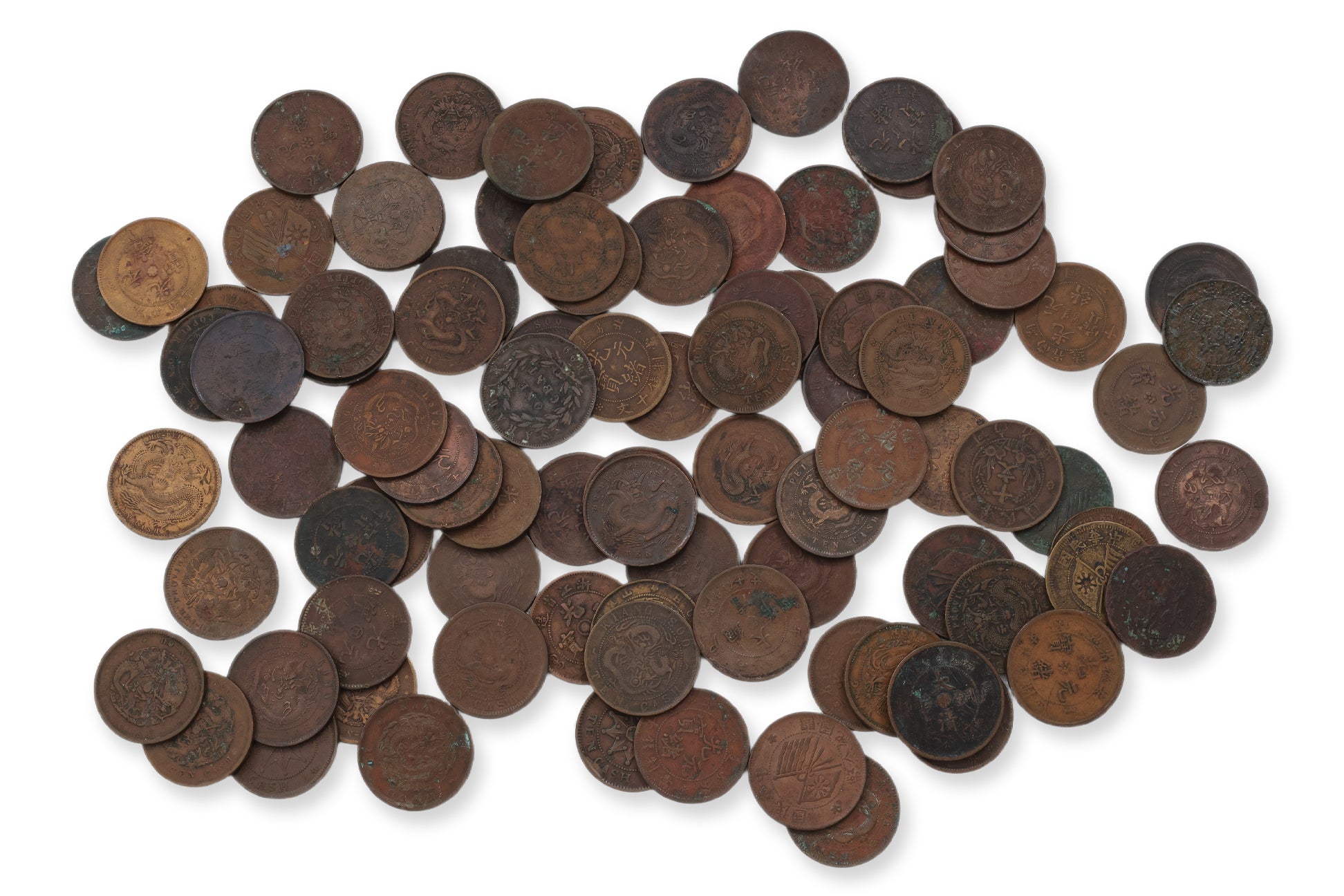 CHINA EMPIRE AND REPUBLIC - A LARGE GROUP OF ASSORTED COPPER COINAGE
