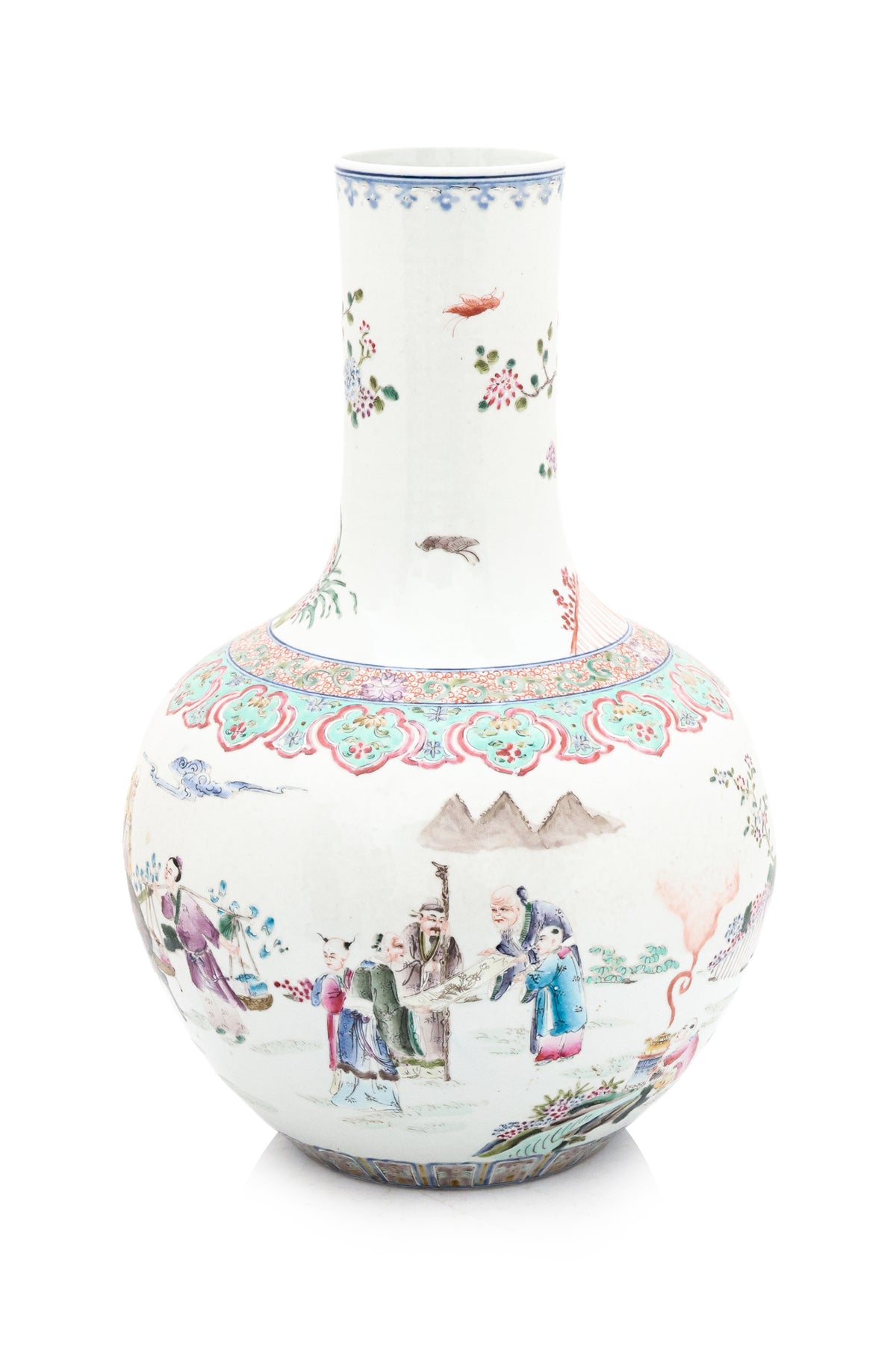 A LARGE FAMILLE ROSE BOTTLE VASE