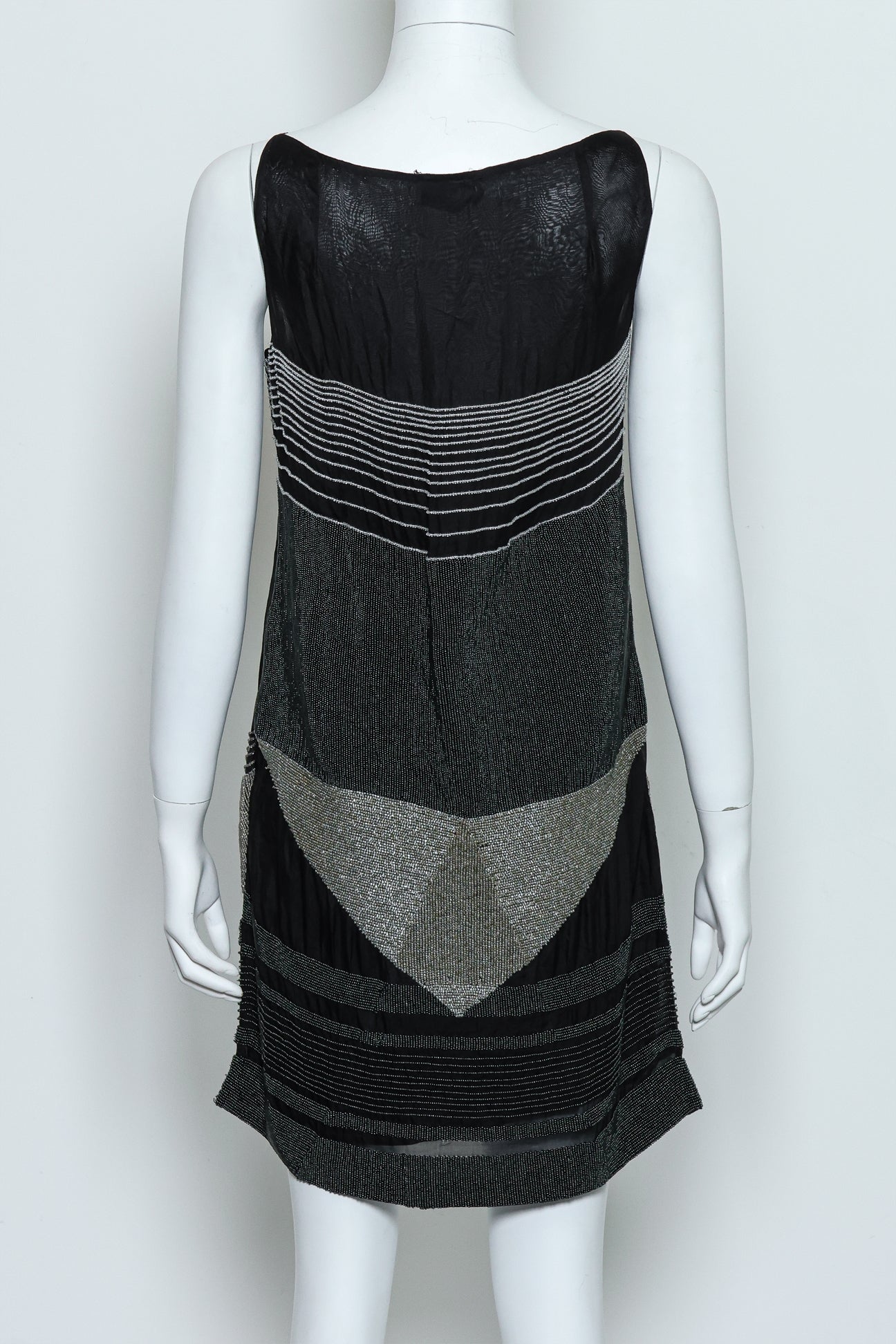 CHRISTIAN WIJNANTS - A BLACK AND SILVER GEOMETRIC BEADED DRESS