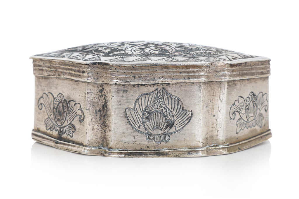 TWO SILVER 'CHELPA' SIREH & LIME BOXES