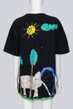 VETEMENTS - A BLACK GRAPHIC T-SHIRT