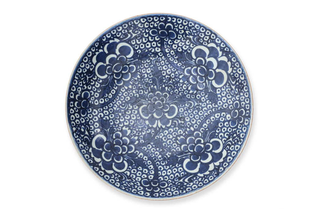 TWO BLUE AND WHITE PORCELAIN DISHES