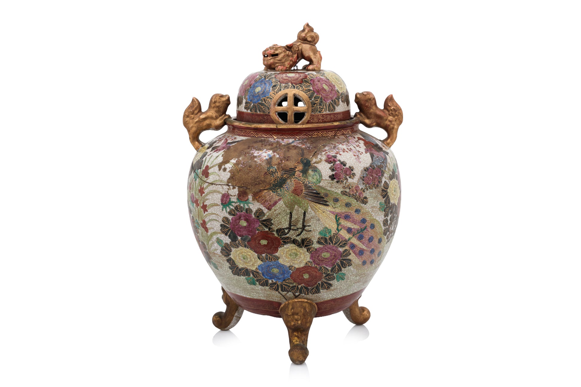 A LARGE SATSUMA POTTERY JAR AND COVER