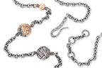 BOTTEGA VENETA - A PAIR OF EARRINGS AND NECKLACE
