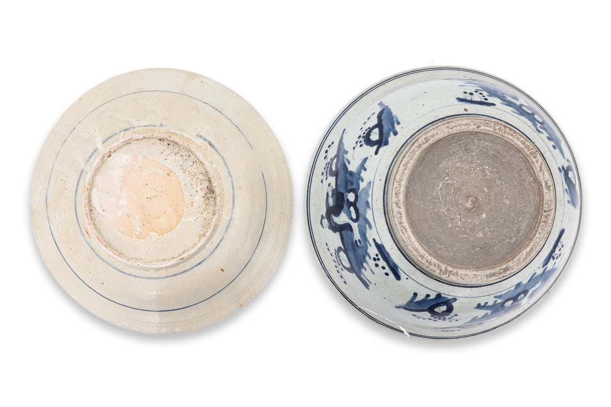 A LARGE BLUE AND WHITE PORCELAIN BOWL AND A SWATOW DISH