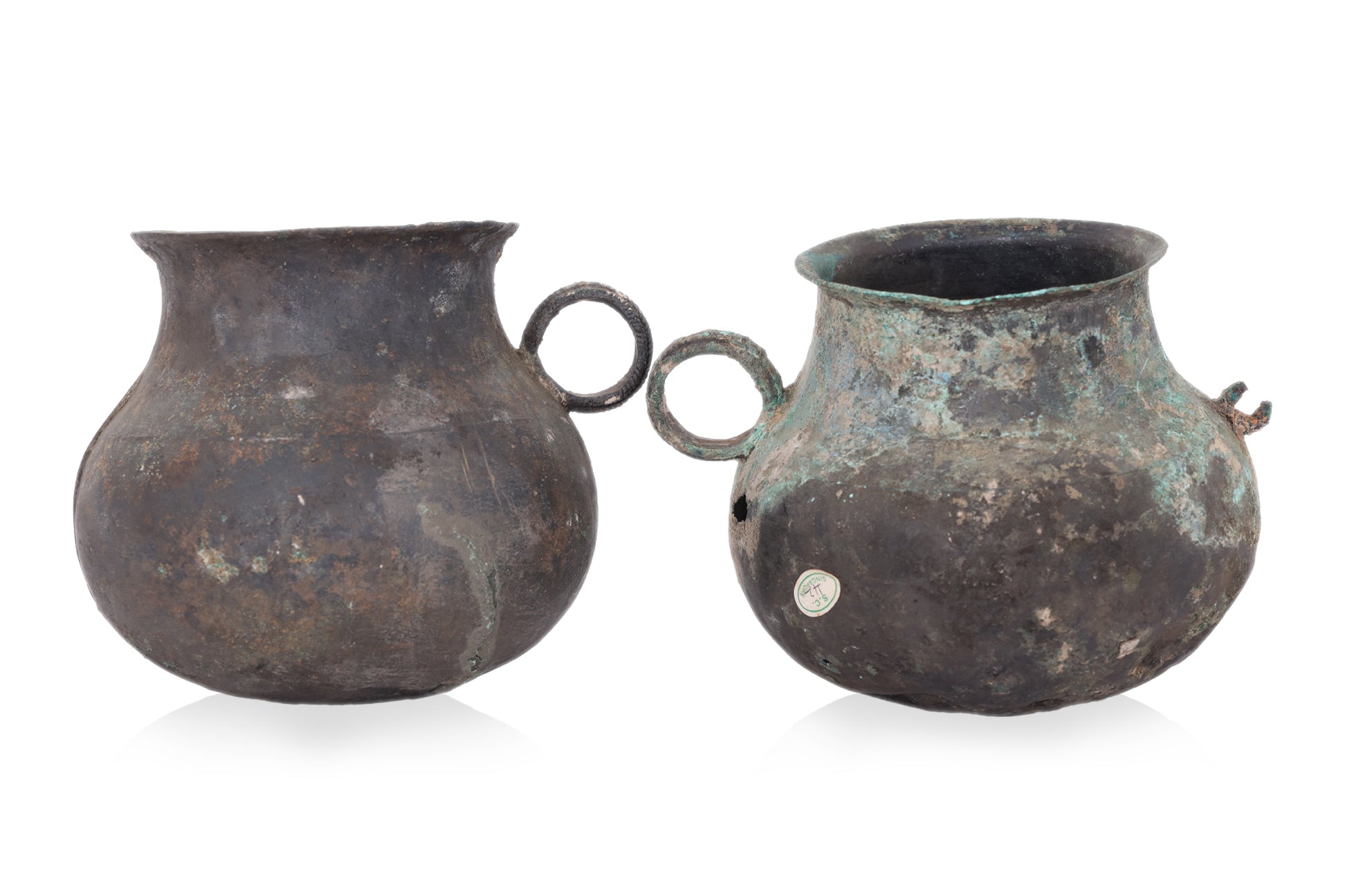 TWO BRONZE FOOD VESSELS, MOU