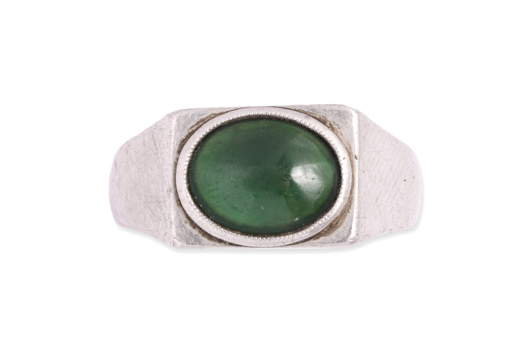 A JADE SIGNET RING