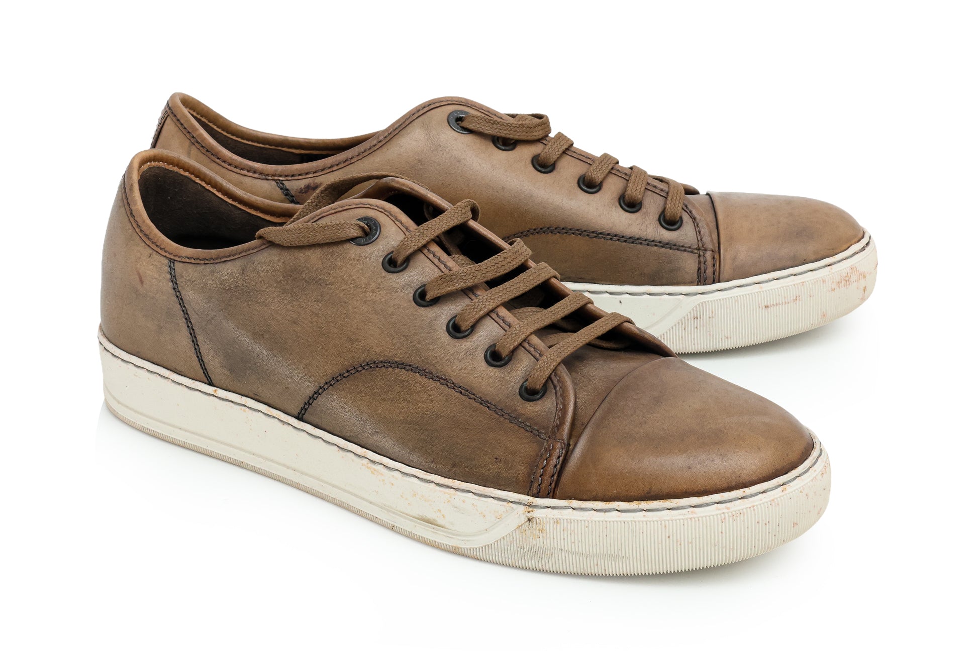 LANVIN - A PAIR OF BROWN LEATHER SNEAKERS