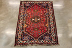 A SHIRAZ WOOL RUG (150 x 119cm)