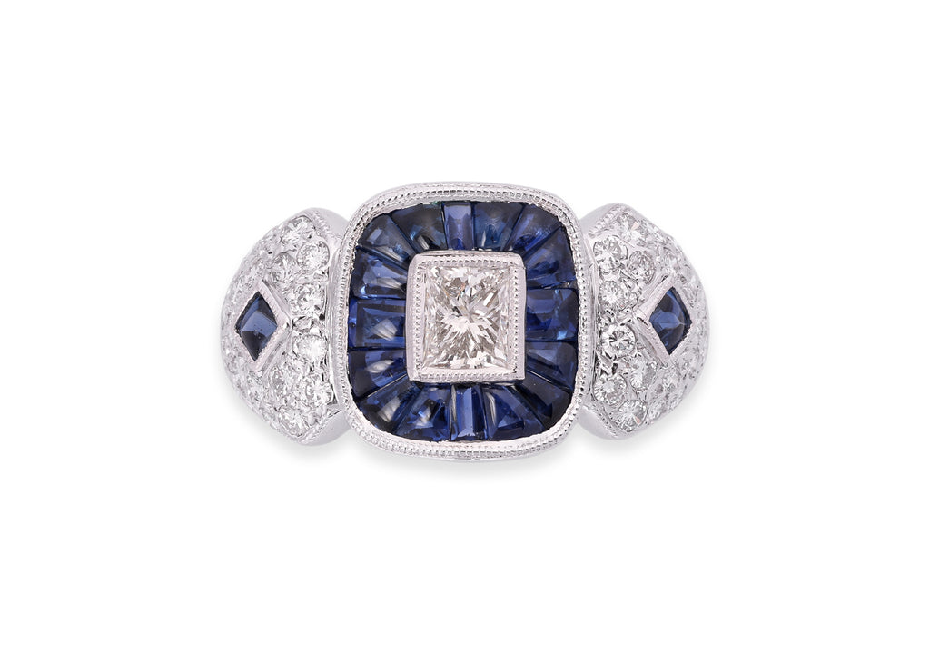 A DIAMOND AND SAPPHIRE RING