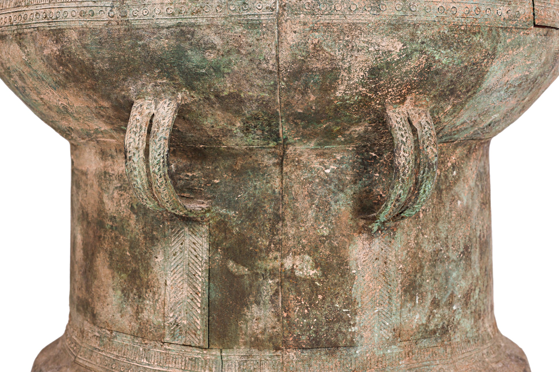 A LARGE VIETNAMESE BRONZE RAIN DRUM