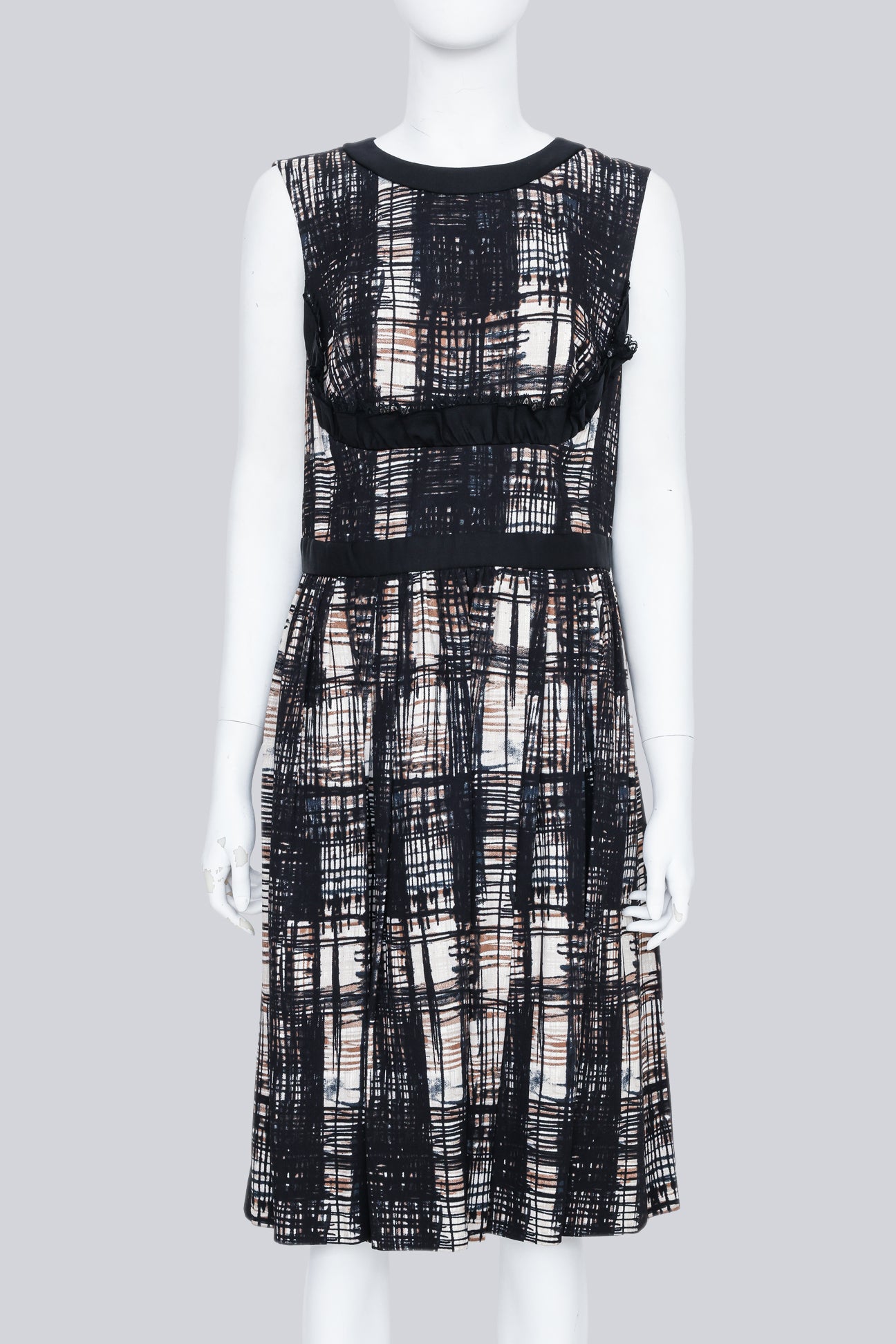 PRADA - A FALL/WINTER 2010 MULTI-COLOURED DRESS WITH LACE DETAILING