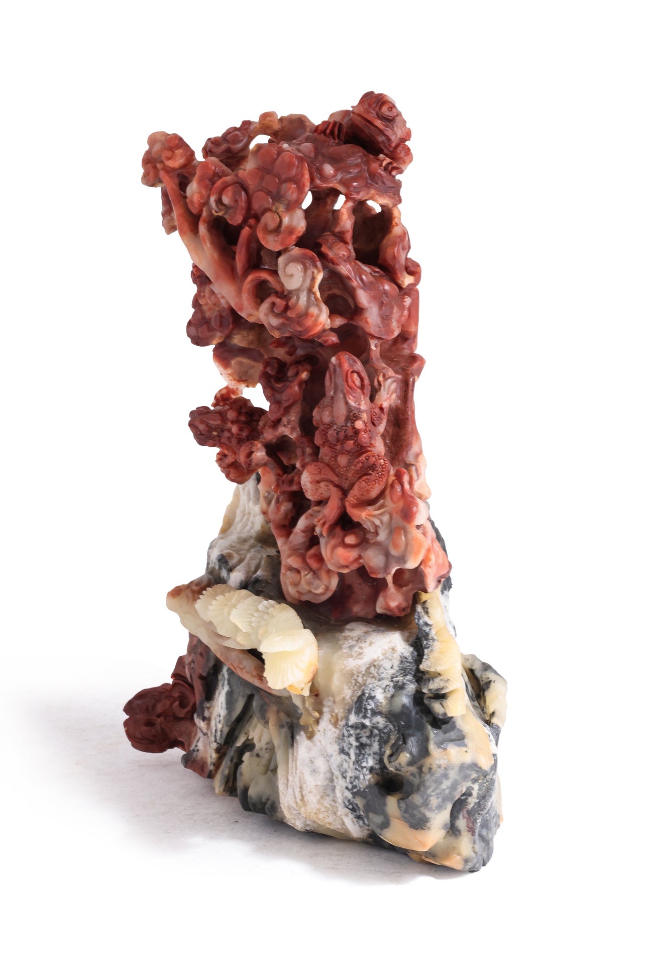 A SHOUSHAN STONE MODEL OF LUCKY TOADS, LINGZHI, AND PINE TREES