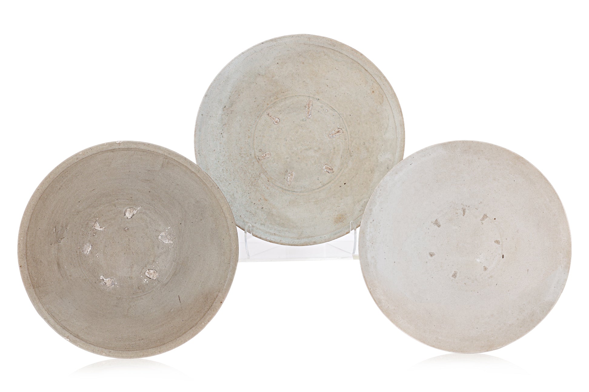 THREE LARGE VIETNAMESE GLAZED SHALLOW BOWLS