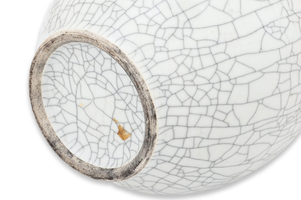A CRACKLE-GLAZED PORCELAIN BOTTLE VASE